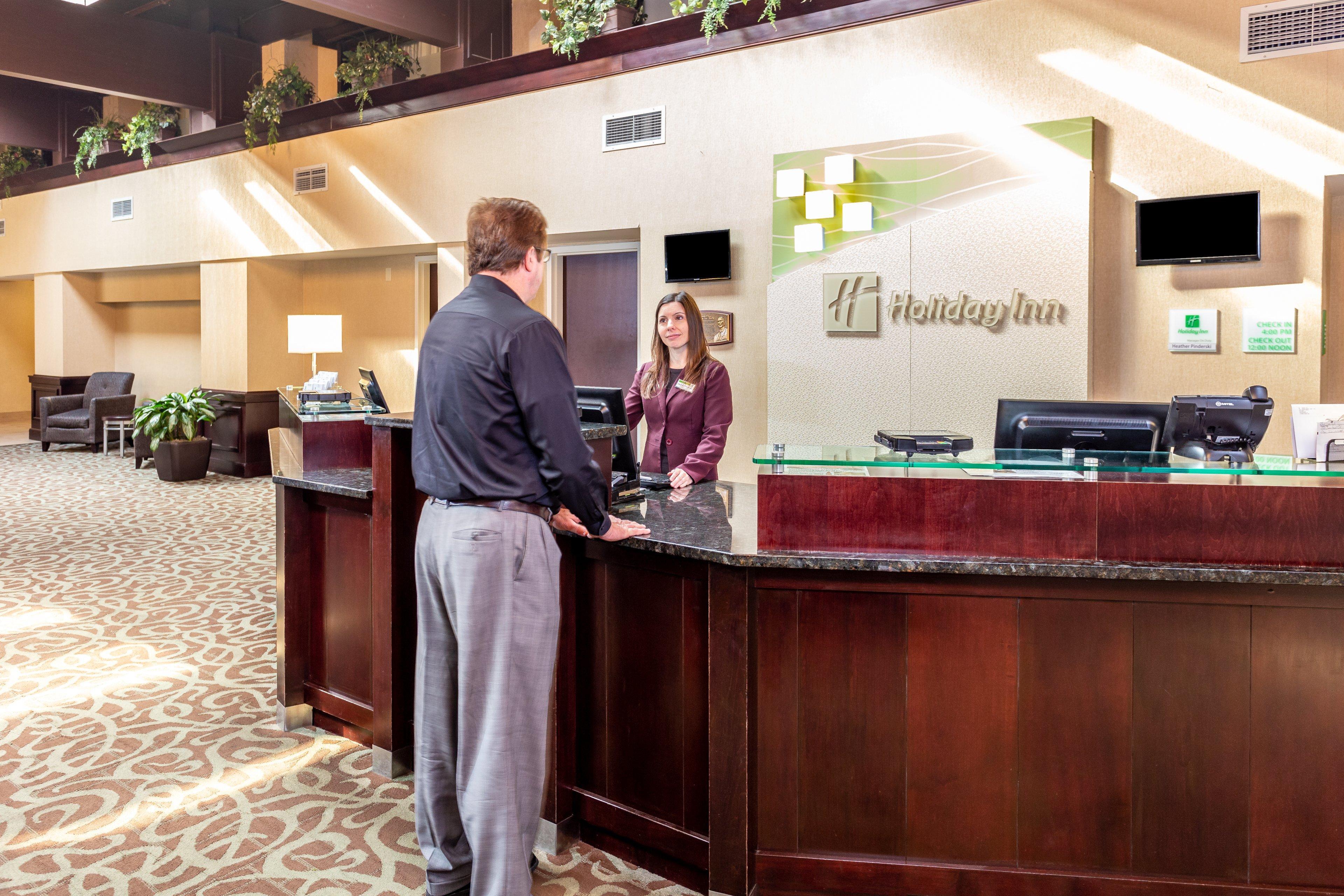 Holiday Inn Chicago North - Gurnee, An Ihg Hotel Exterior photo